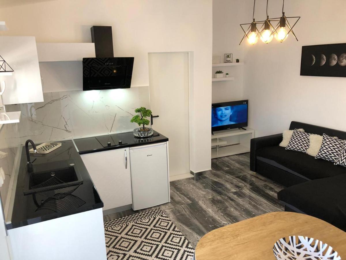 شقة بيبينيا  في Apartman Luce المظهر الخارجي الصورة