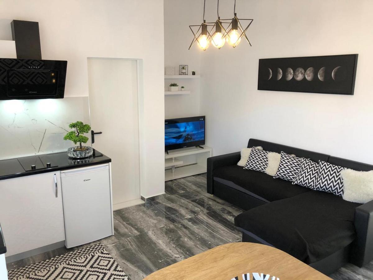 شقة بيبينيا  في Apartman Luce المظهر الخارجي الصورة