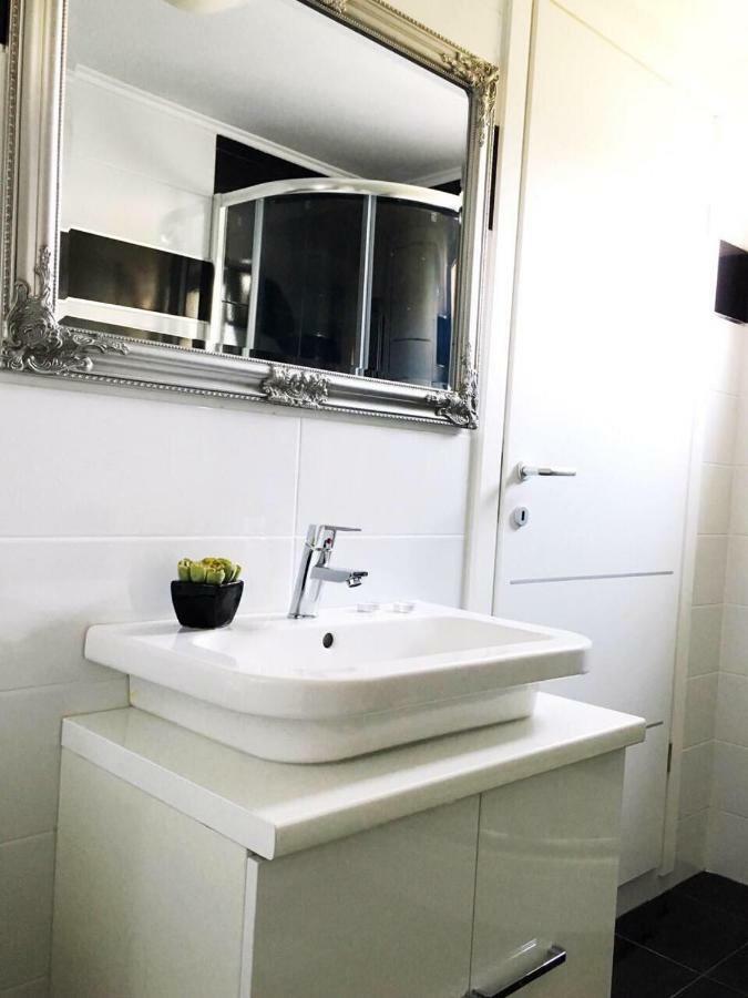 شقة بيبينيا  في Apartman Luce المظهر الخارجي الصورة