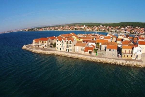 شقة بيبينيا  في Apartman Luce المظهر الخارجي الصورة